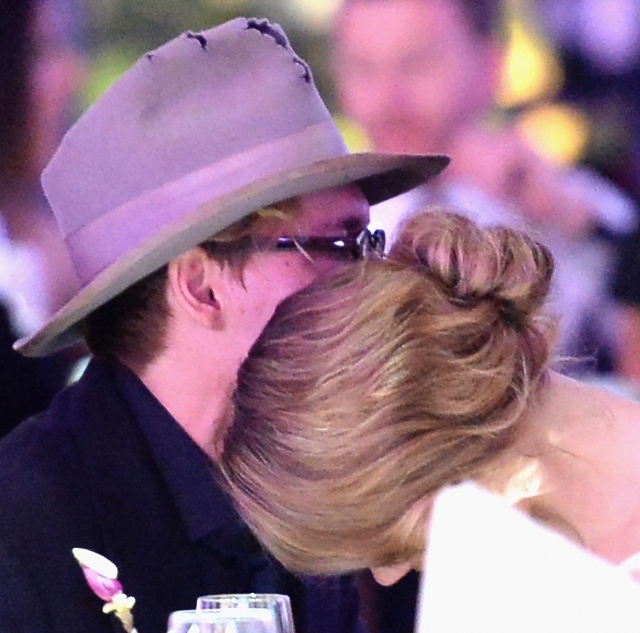 Amber Heard Johnny Depp's Fiance, Johnny Depp's Fiance, Johnny Depp Engagement, Amber Heard Engaged to Johnny Depp