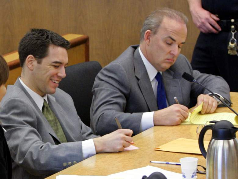 REDWOOD CITY, CA - DECEMBER 9:  Scott Peterson (L) sits in the courtroom at the San Mateo Superior Courthouse with his attorney Pat Harris (R) during defense closing arguments in the penalty phase of Peterson's trial December 9, 2004 in Redwood City, California. Peterson was found guilty of first degree murder of his wife, Laci, and second degree murder of their unborn son and could receive the death penalty.  (Photo by Fred Larson-Pool/Getty Images)