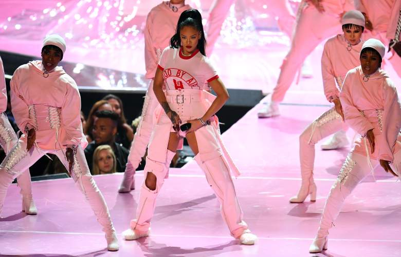 Rihanna, Rihanna VMAs 2016 Performance, VMAs 2016 Opening Performance, MTV Video Music Awards 2016