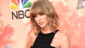 Taylor Swift snakes