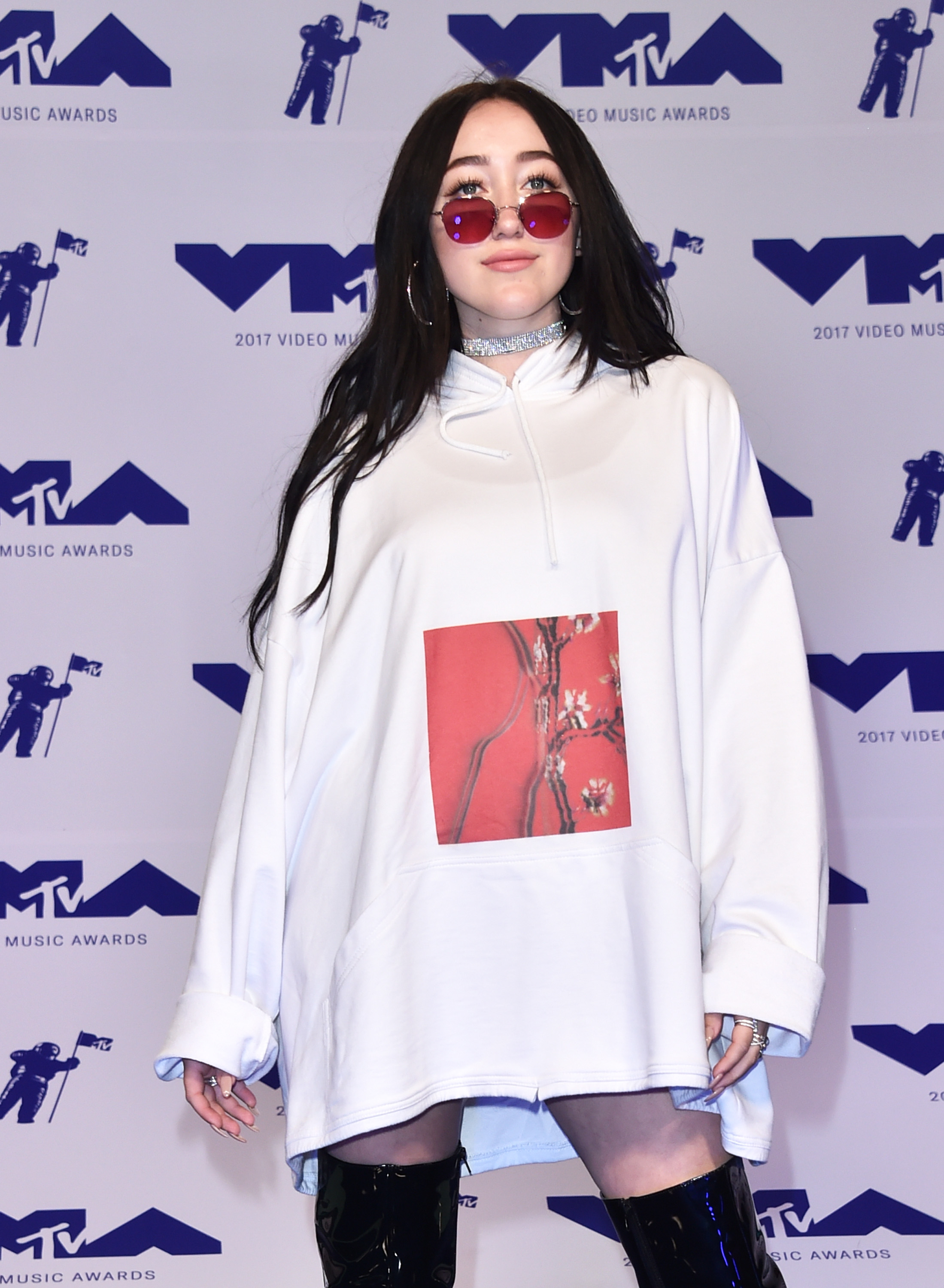Noah Cyrus VMAs, VMAs 2017, MTV VMAs 2017, VMAs 2017 Red Carpet, VMAs Best Dressed 2017, VMAs Worst Dressed Photos, VMAs 2017 Red Carpet Photos, MTV VMAs 2017 Red Carpet Pics