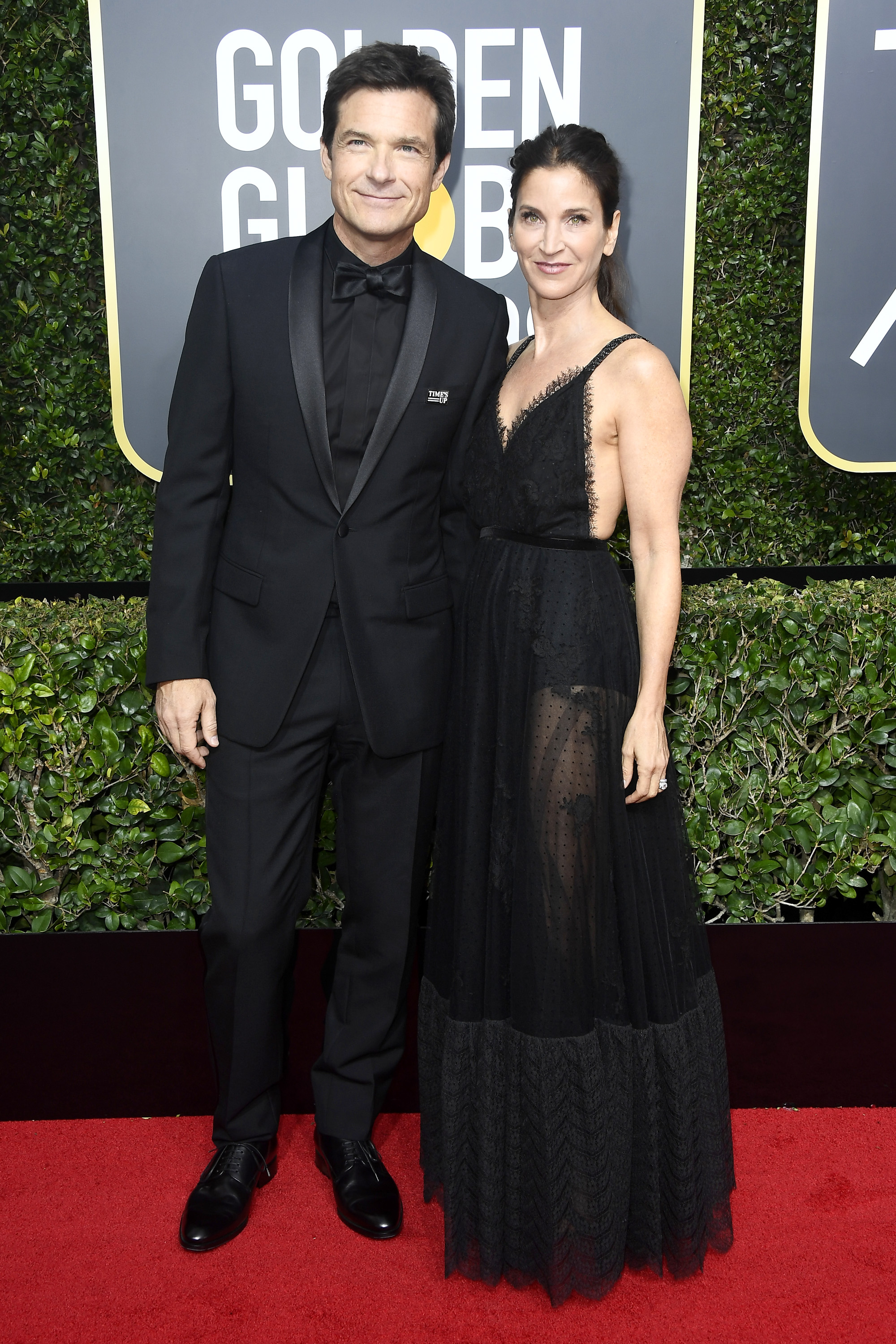 Golden Globes 2018 Protest, Stars Wearing Black At Golden Globes, Who Wore Black On Golden Globes Red Carpet, Actresses Wearing Black To Golden Globe Awards