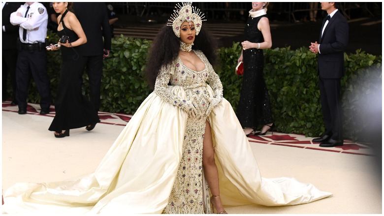 Cardi B Net Worth, What's Cardi B's Net Worth, How much money does Cardi B make