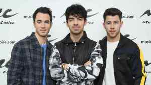 Jonas Brothers Suckers Performance