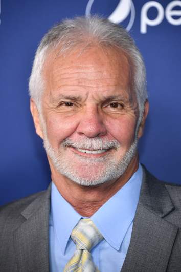 Captain Lee Rosbach refuses to fire Rhylee Gerber
