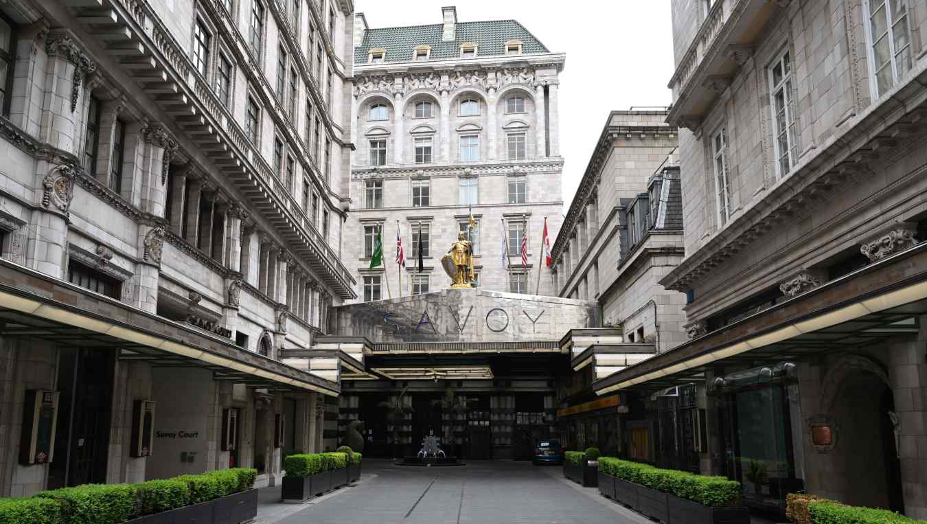 Hotel with 100 Rooms Riddle