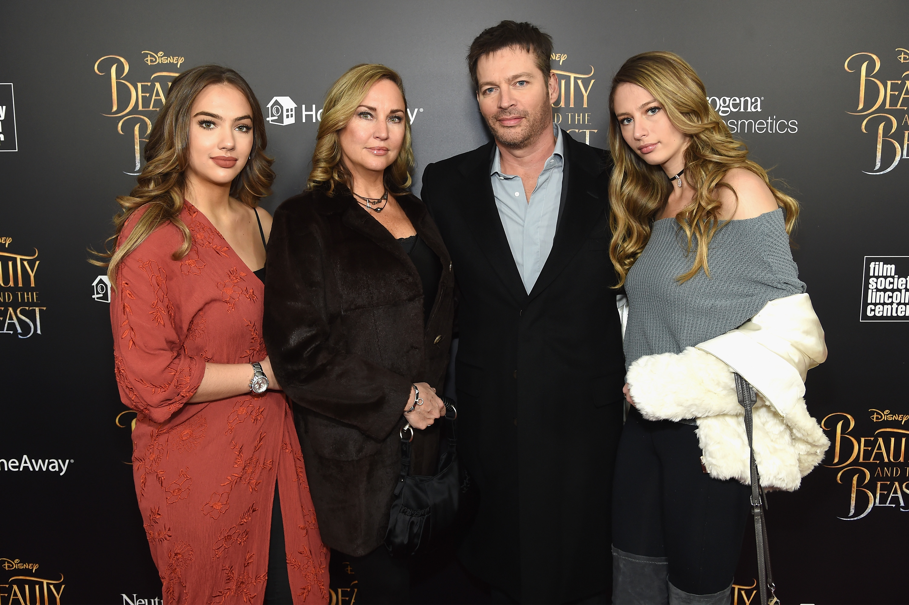 Harry Connick jr family daughters