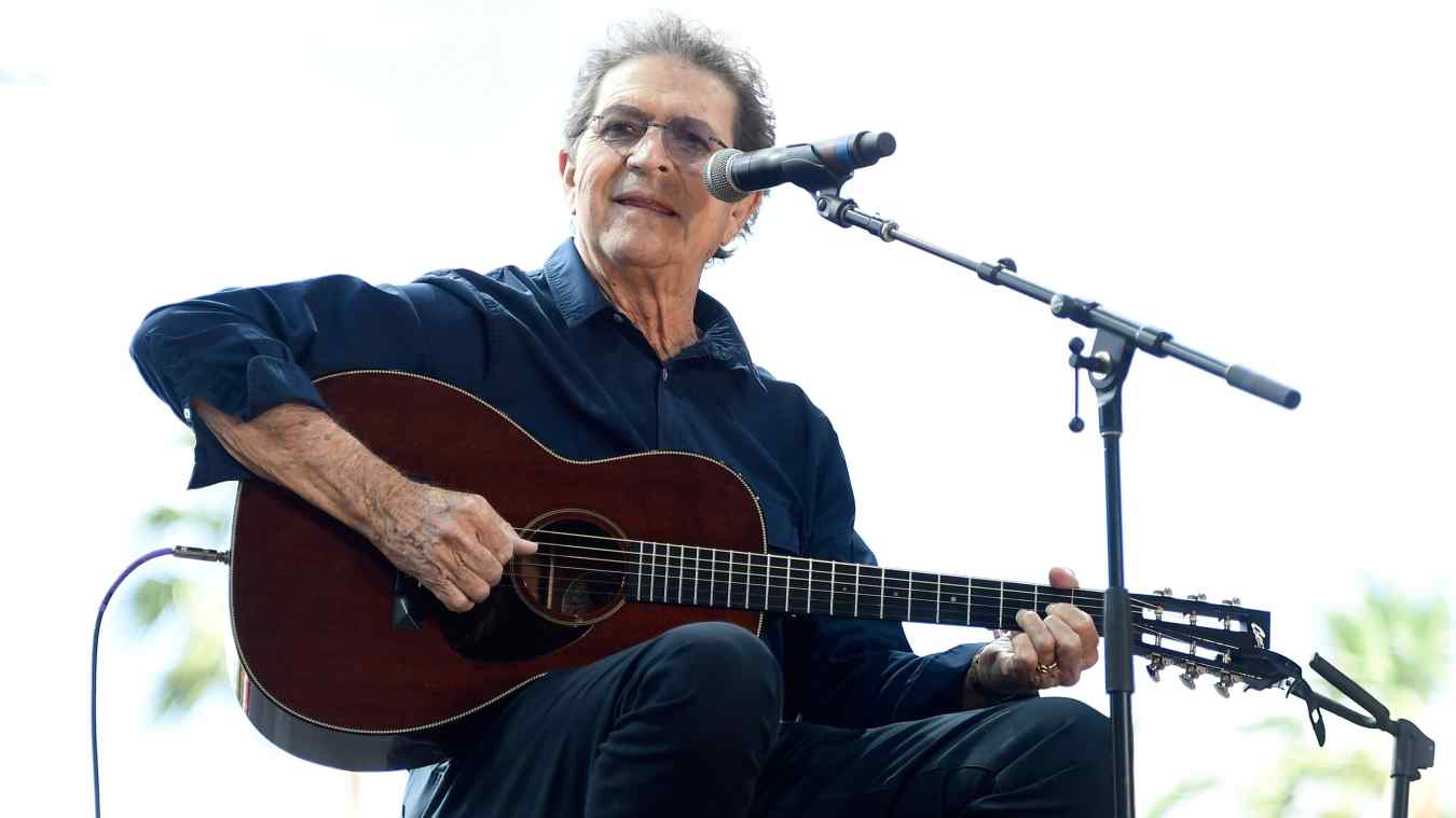 Country Singer Mac Davis