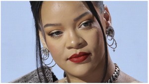 rihanna net worth 2023