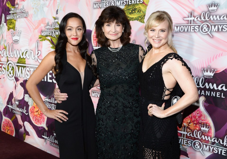 Crystal Lowe, Martha Williamson, Kristin Booth