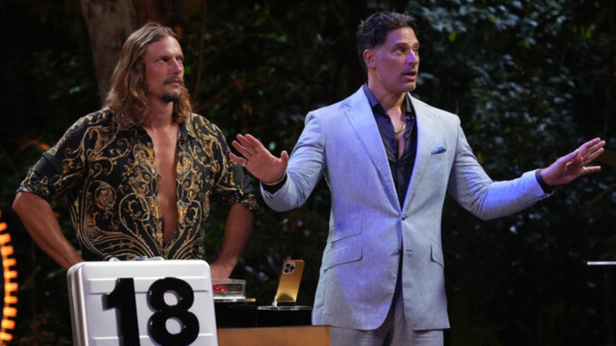 David Genat (and Joe Manganiello, Host) on "Deal or No Deal Island" Season 2