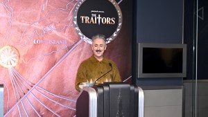Alan Cumming