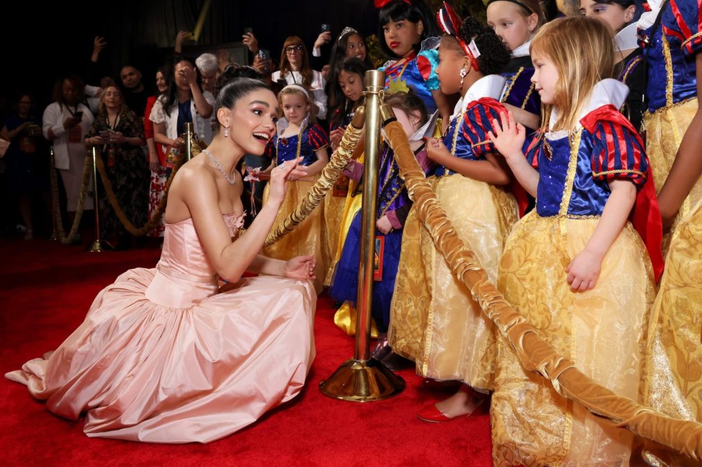 Rachel Zegler greets young fans at the World Premiere of Disney's Snow White.