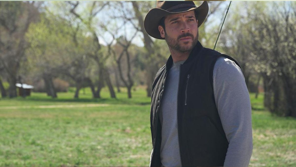 Ransom Canyon star Jack Schumacher as Yancy Grey