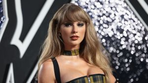 Taylor Swift attends the 2024 MTV Video Music Awards at UBS Arena on September 11, 2024
