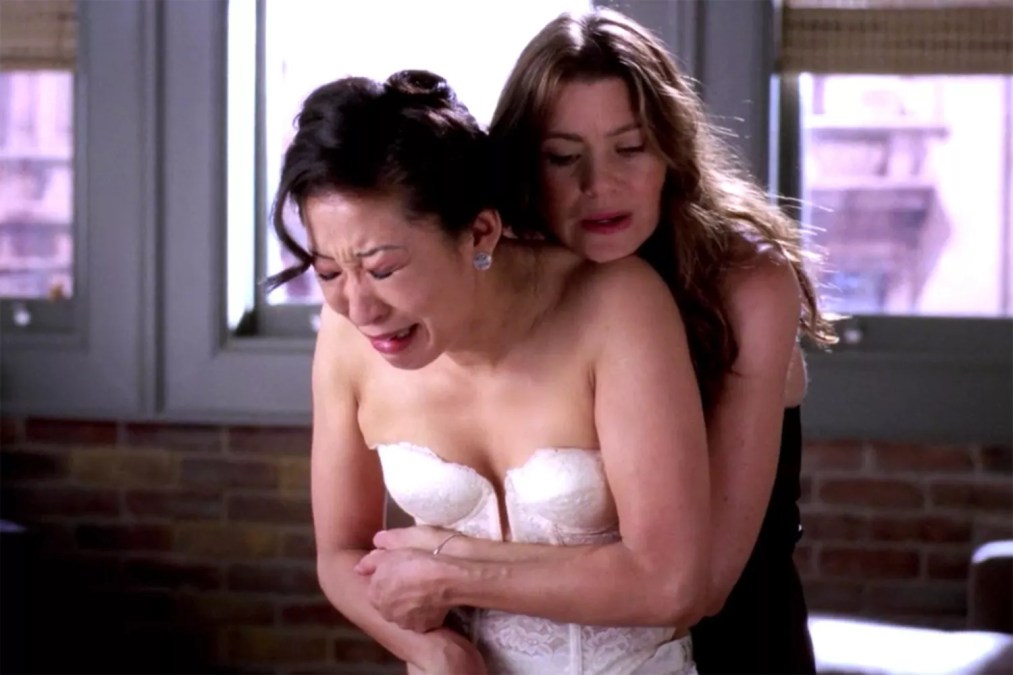 Christina Yang (Sandra Oh) and Meredith Grey (Ellen Pompeo) in the 'Grey's Anatomy' Season 3 finale.