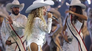 Beyoncé performs with daughter, Blue Ivy, during the halftime show (Baltimore Ravens v Houston Texans) in 2024