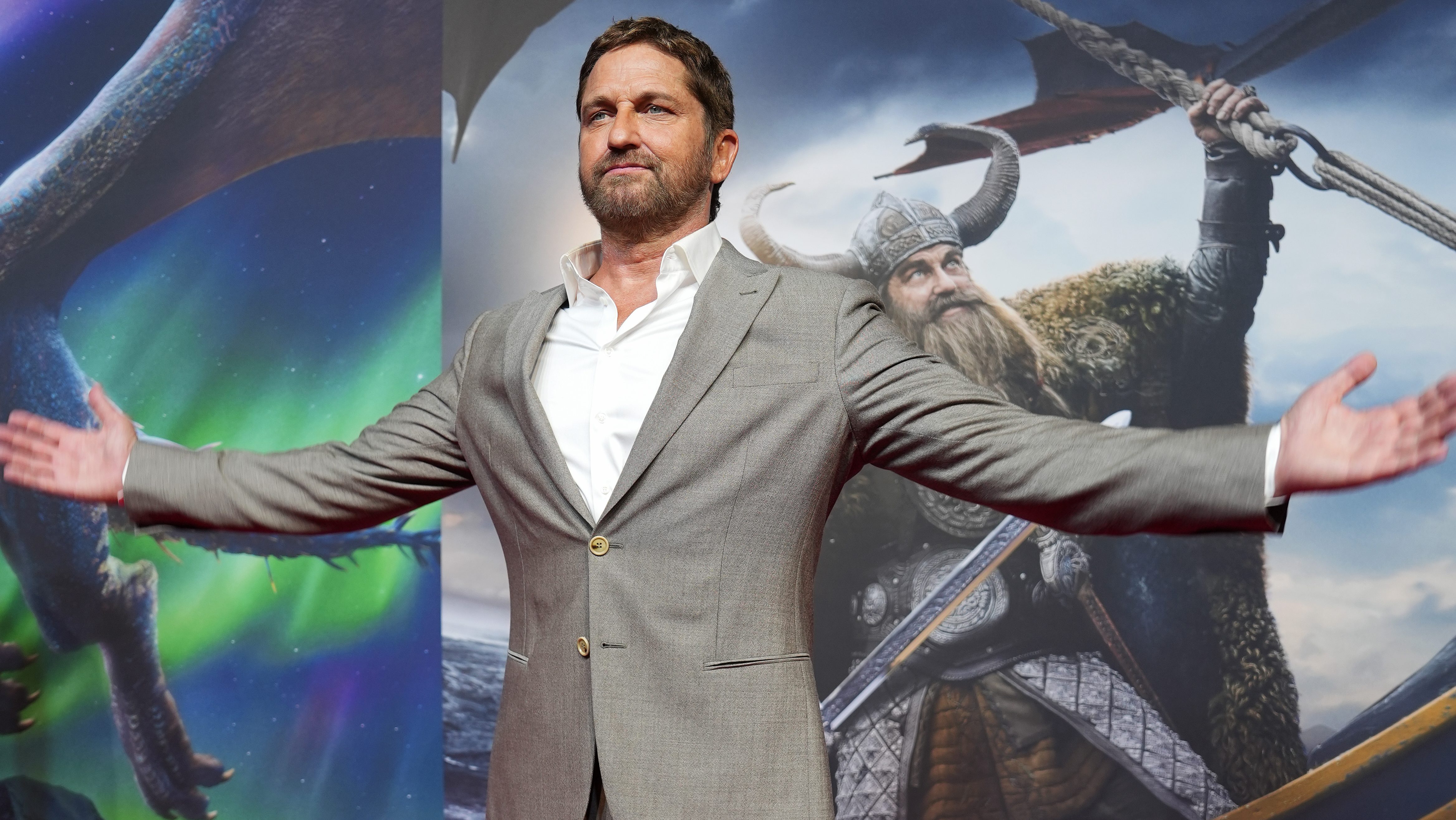 Gerard Butler at the premiere of "How To Train Your Dragon" in Saudi Arabia (2025)