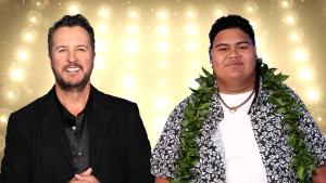 Luke Bryan and Iam Tongi posing together