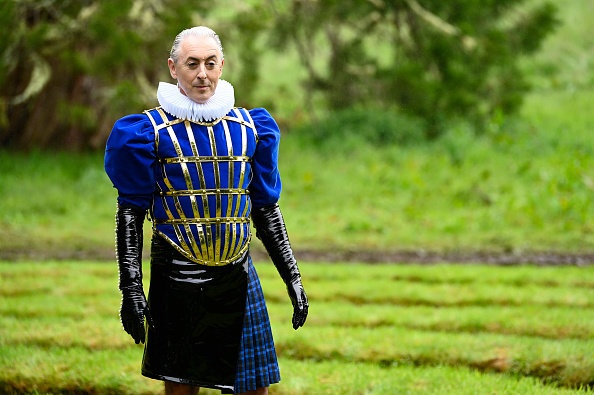 Alan Cumming