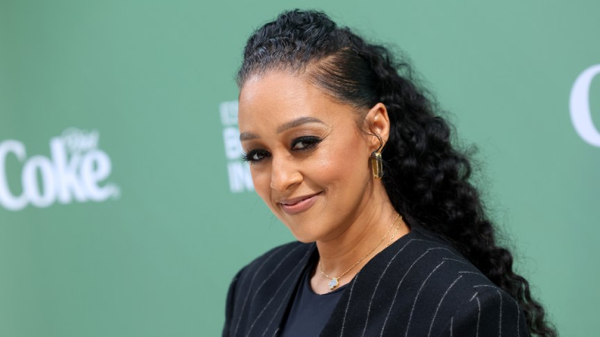 Tia Mowry