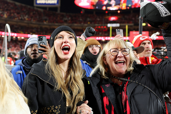 Donna Kelce and her future daughter-in-law, pop superstar Taylor Swift at Super Bowl LVII