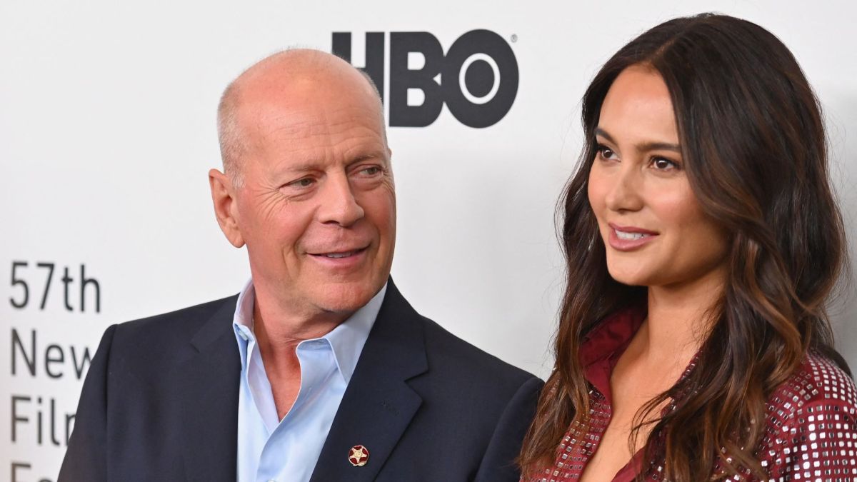 Bruce Willis (L) and wife Emma Heming Willis attend the premiere of "Motherless Brooklyn" during the 57th New York Film Festival at Alice Tully Hall on October 11, 2019