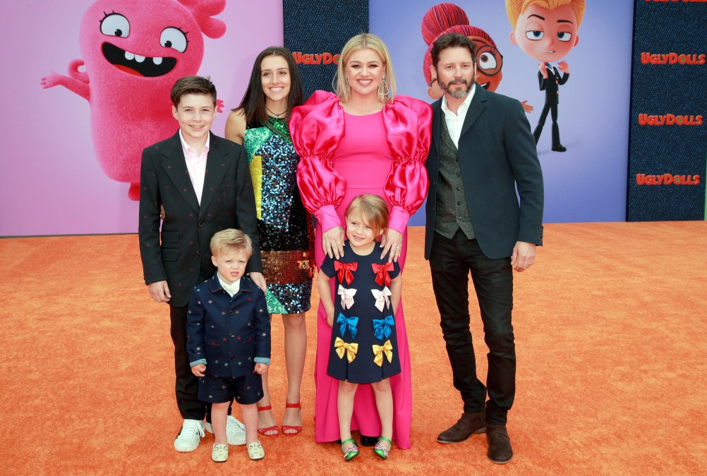 Kelly Clarkson and Brandon Blackstock with their kids