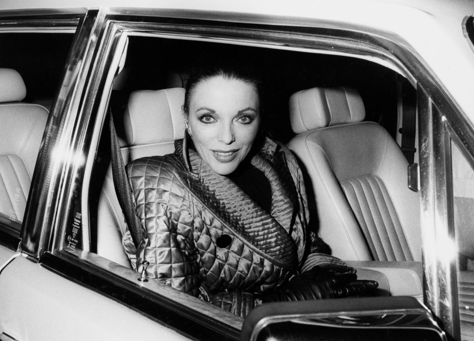 Joan Collins on her way to a restaurant, Los Angeles, California, United States, circa 1980s. 