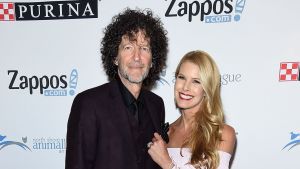 Howard Stern and Beth Stern attend the 2017 North Shore Animal League America Gala at Grand Hyatt New York on December 1, 2017 in New York City