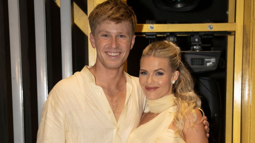 Robert Irwin, Witney Carson