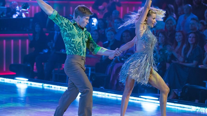 Robert Irwin, Witney Carson
