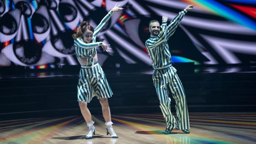 Whitney Leavitt, Mark Ballas