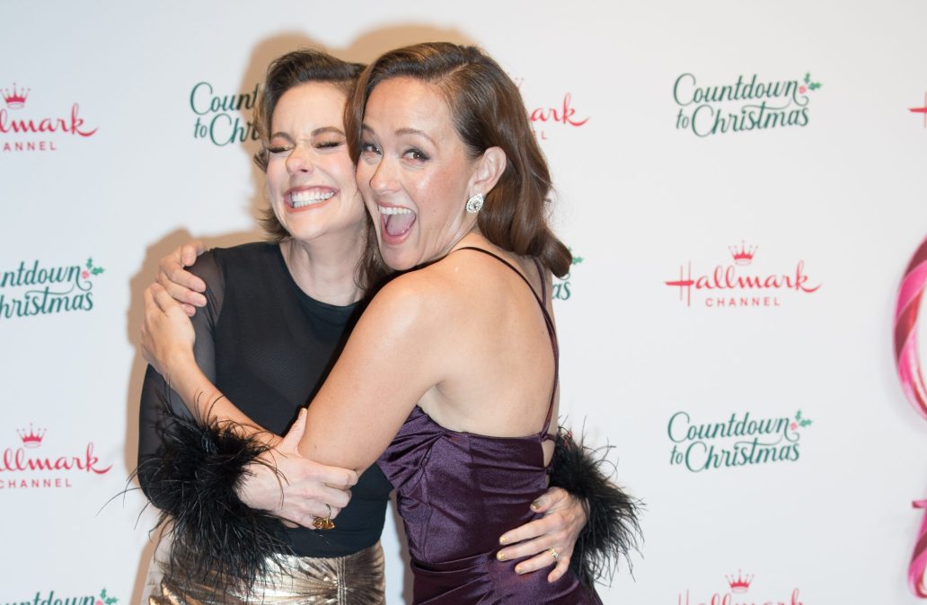 Ashley Williams, Yan-Kay Crystal Lowe