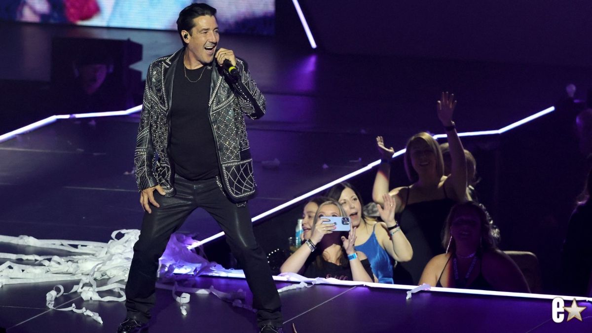 Jonathan Knight