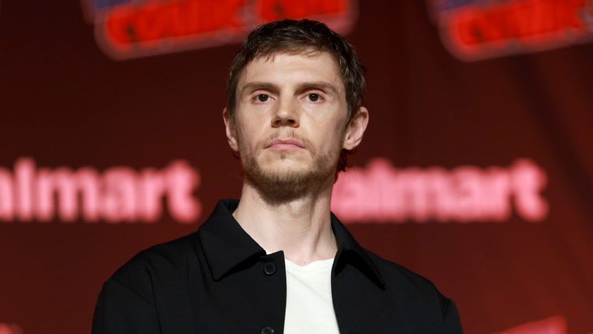 Evan Peters, "American Horror Story," "The Beauty"