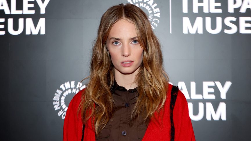 maya hawke