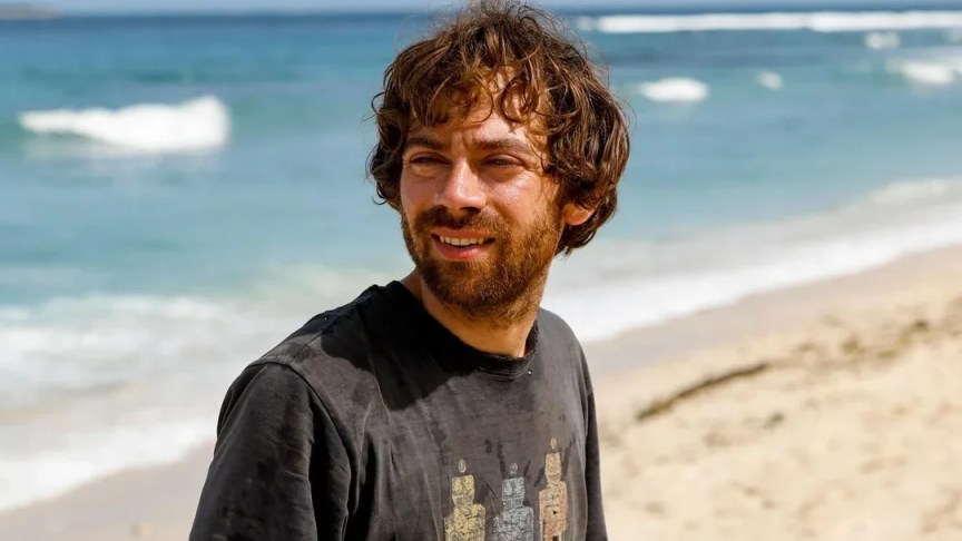 Christian Hubicki on the beach during “Survivor: David vs. Goliath”